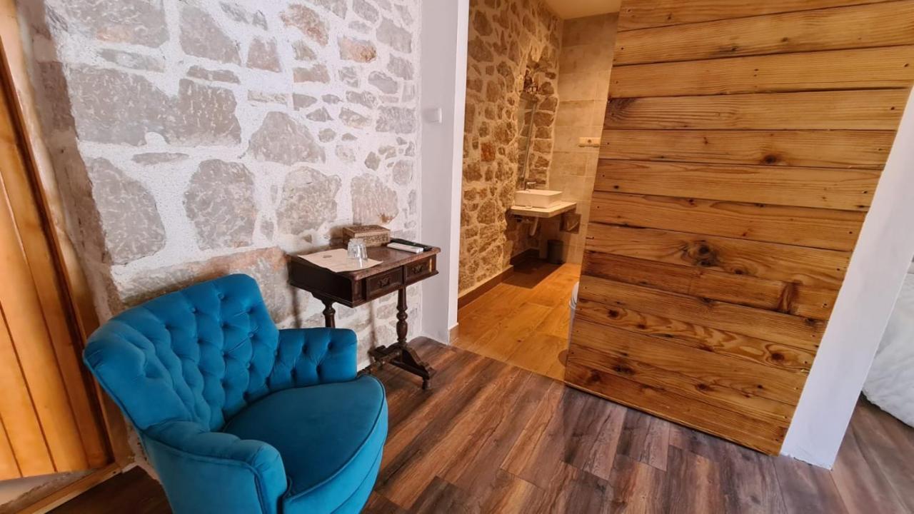 Boutique Vila Marijini Dvori Tribalj Exterior foto